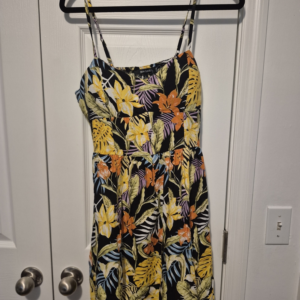 New Look Black Tropical Floral One-Piece